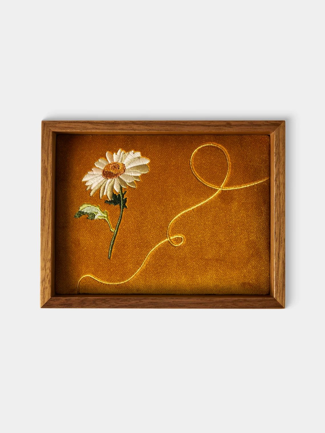 Uncommon Ancestor Floriography Daisy Embroidered Velvet Jewelry Tray (6.5in/17cm)